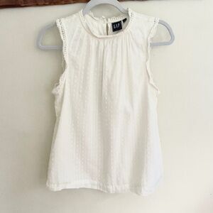 Gap | White cotton lace detail sleeveless blouse top XS